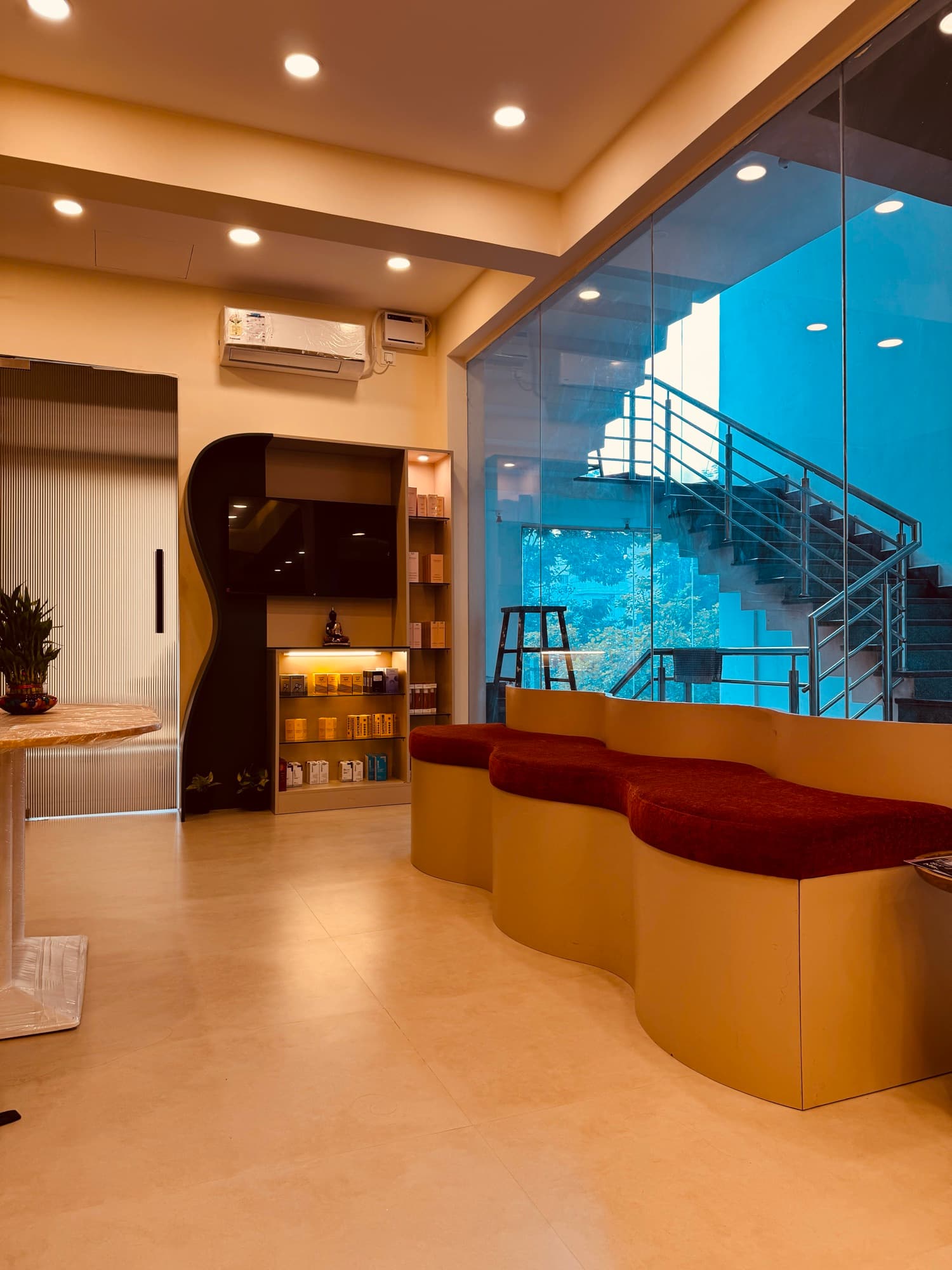 Sculpt Lab Clinics lounge and reception area